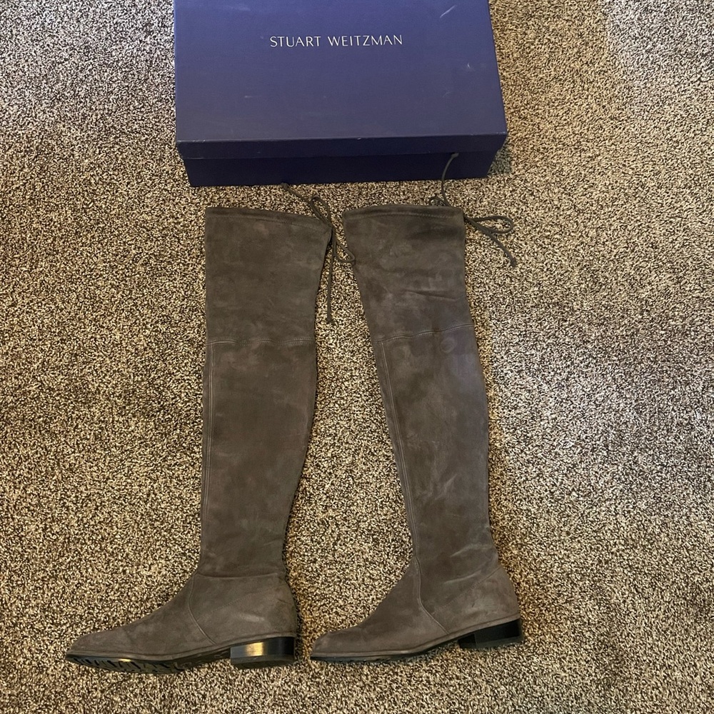 Stuart Weitzman, Lowland, over the knee boots in Londra Suede. Size 5.5